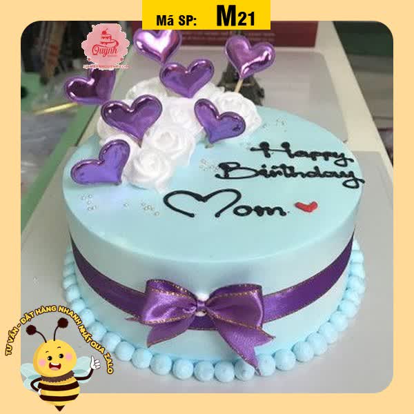 Bánh kem tặng mẹ M21 nền xanh nhạ trang trí hoa trắng và phụ kiện màu tím phù hợp mẹ trung niên