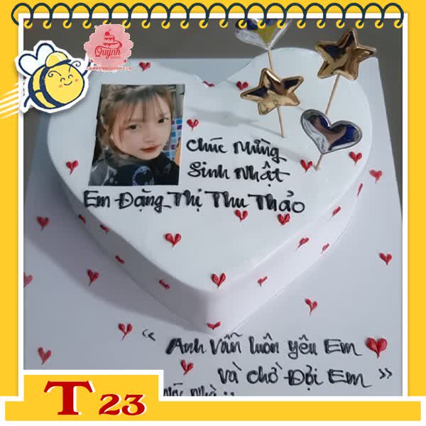 Bánh kem trái tim T23 phong cách hàn quốc đơn giản nền trắng chấm tim đỏ và phụ kiện lấp lánh in ảnh