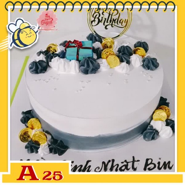 giới thiệu tổng quan Bánh kem sinh nhật đơn giản A25 màu trắng trang trí nhiều kem màu vàng trắng xám và đồng xu