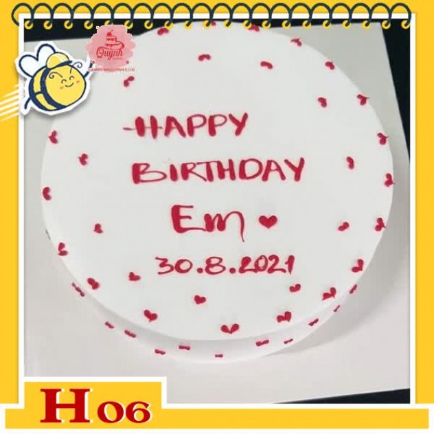 giới thiệu tổng quan Bánh kem tặng người yêu H06 nền trắng chấm tim đỏ nhỏ xinh đơn giản mà tinh tế